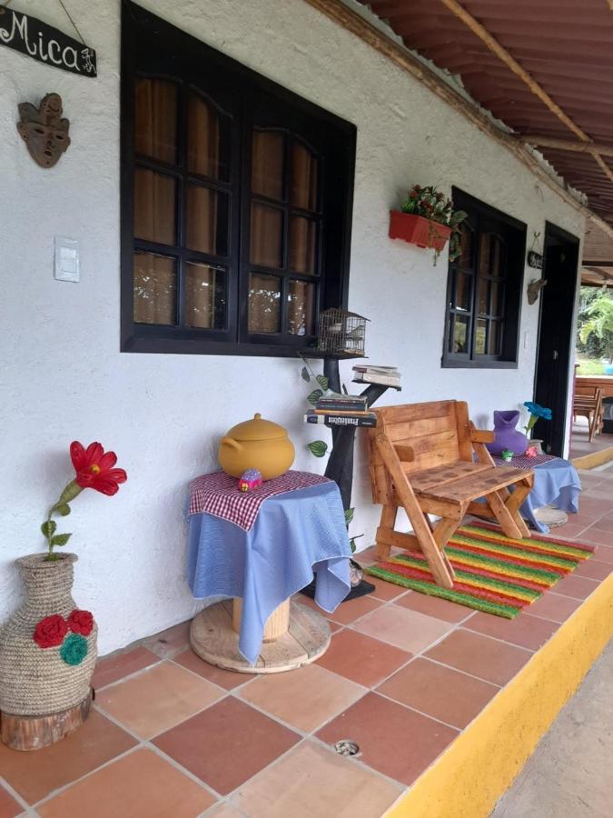 Hotel Campestre Abrazo Del Angel Aratoca Exterior foto